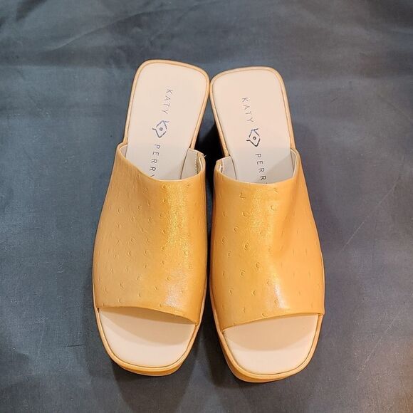 BRAND NEW KATY PERRY THE BUSY BEE SLIDE SANDALS - Picture 2 of 16